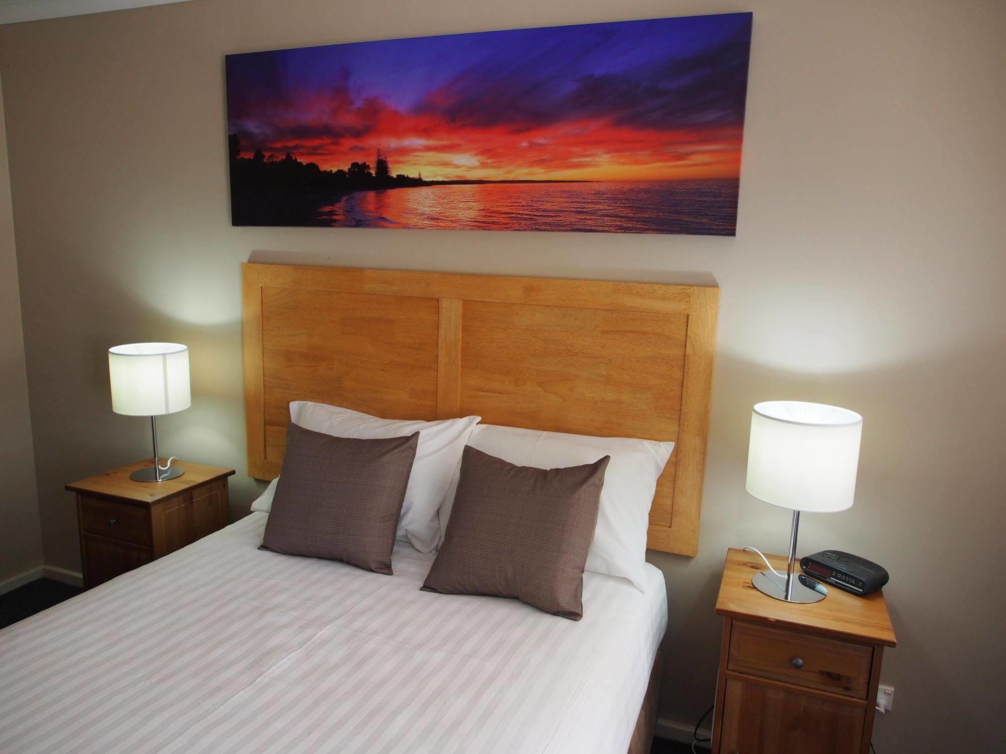 Dongara Hotel Motel Экстерьер фото