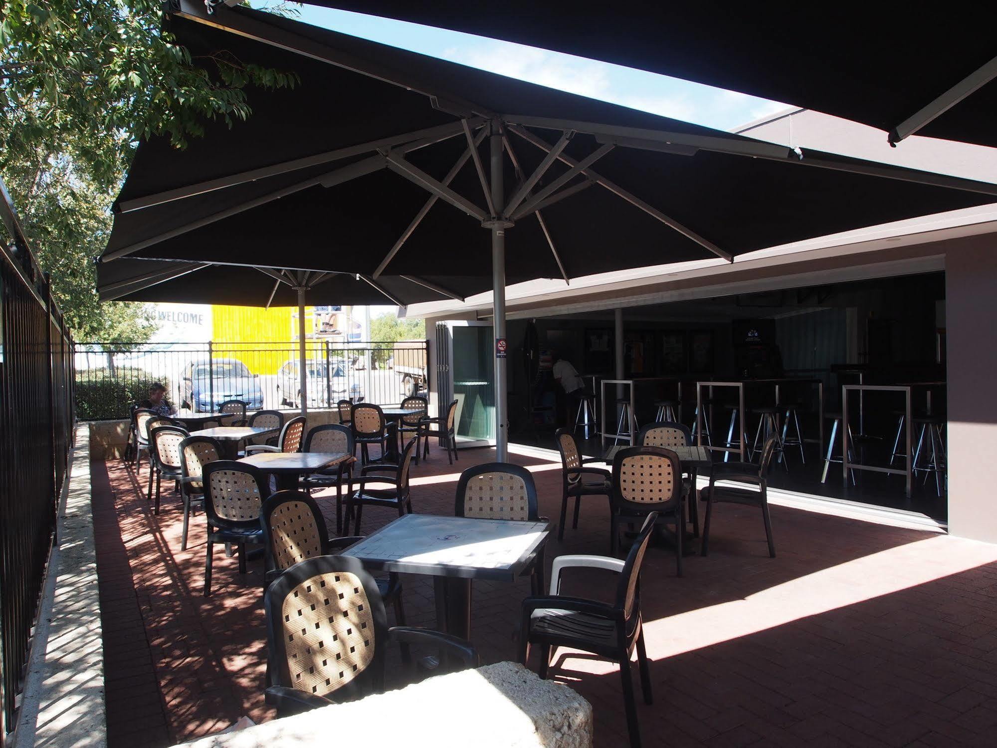 Dongara Hotel Motel Экстерьер фото